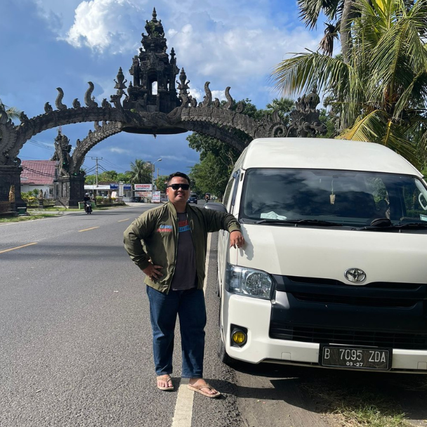 Sewa HIACE Jogja